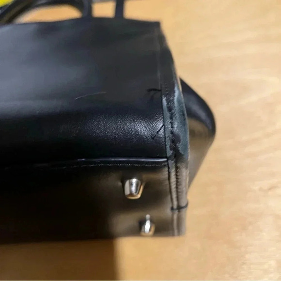 MARC JACOBS Madison Medium Black Leather Shoulder Crossbody Bag - Picture 15 of 16